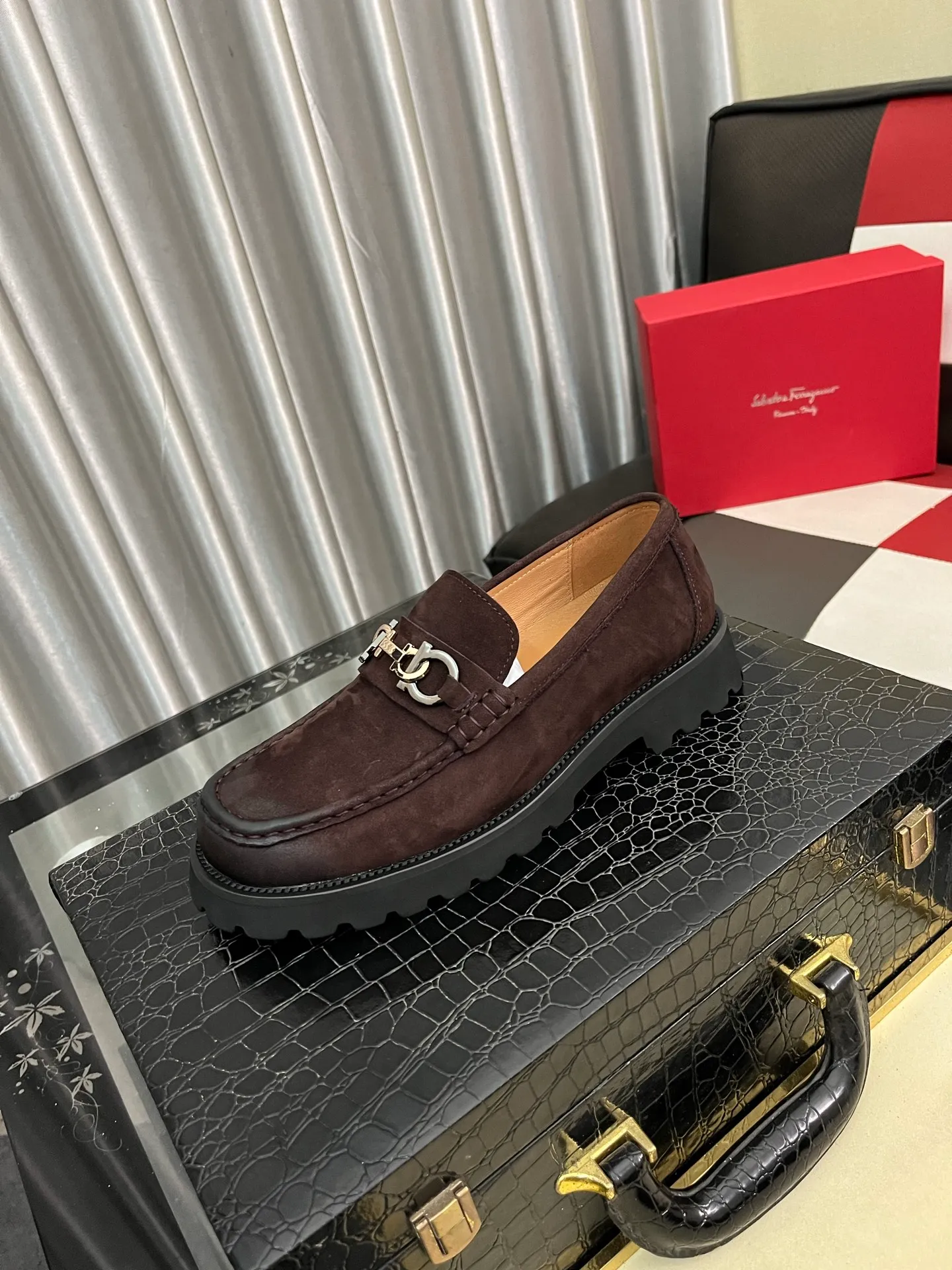 Men's shoes 💰500⌚️⌚️[Salvatore Ferragamo] Ferragamo business leather shoes, 1:1 top purchasing quality, imported selected original open-edge beaded calfskin for the uppers, imported original water-dyed cowhide for the inner feet, imported original customized Italian handmade lightweight foam outsole, size: 38-44 2️⃣colors available